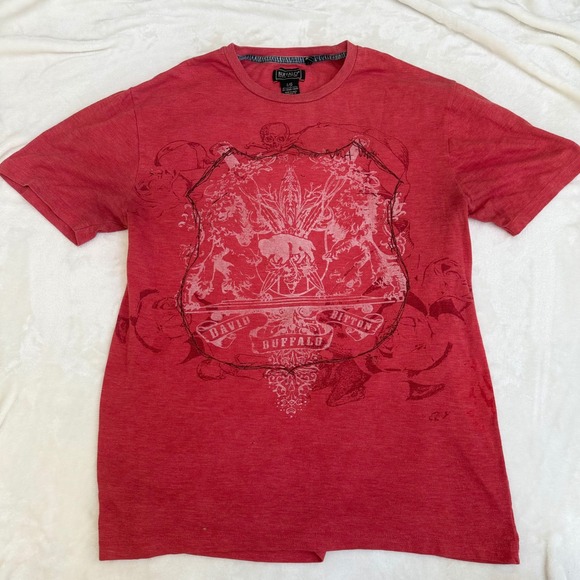 Buffalo David Bitton Men Red Graphic Crest Skull T-Shirt Large L/G Short Sleeve - Picture 4 of 7